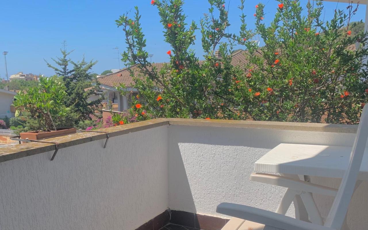 Santa Beach House Santa Marinella Bagian luar foto
